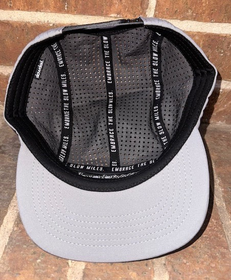 Signature 5 Panel Run Cap V2 - Moonstone Gray