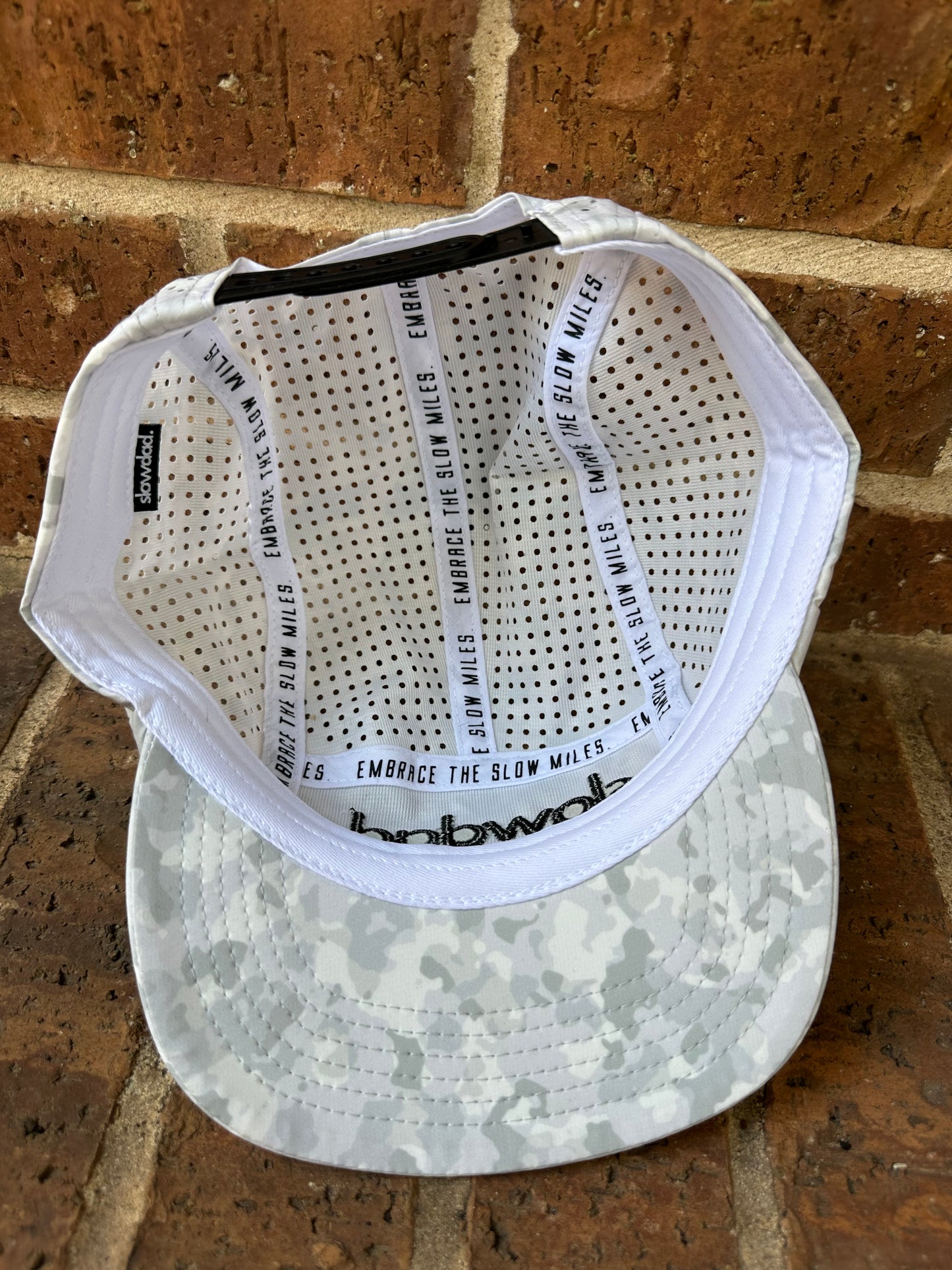 Signature 5 Panel Run Cap V2 - Signature Winter Camo