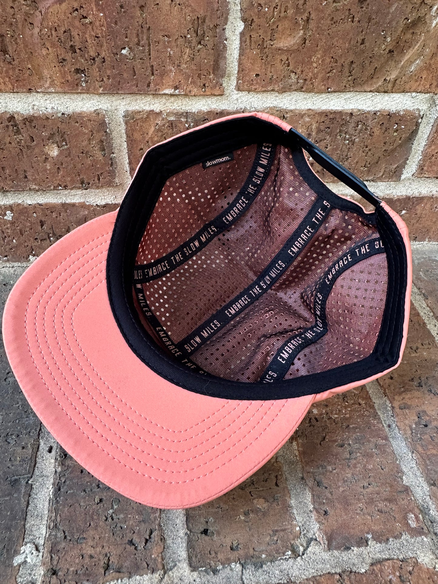 Slowmom 5 Panel Run Cap - Peach