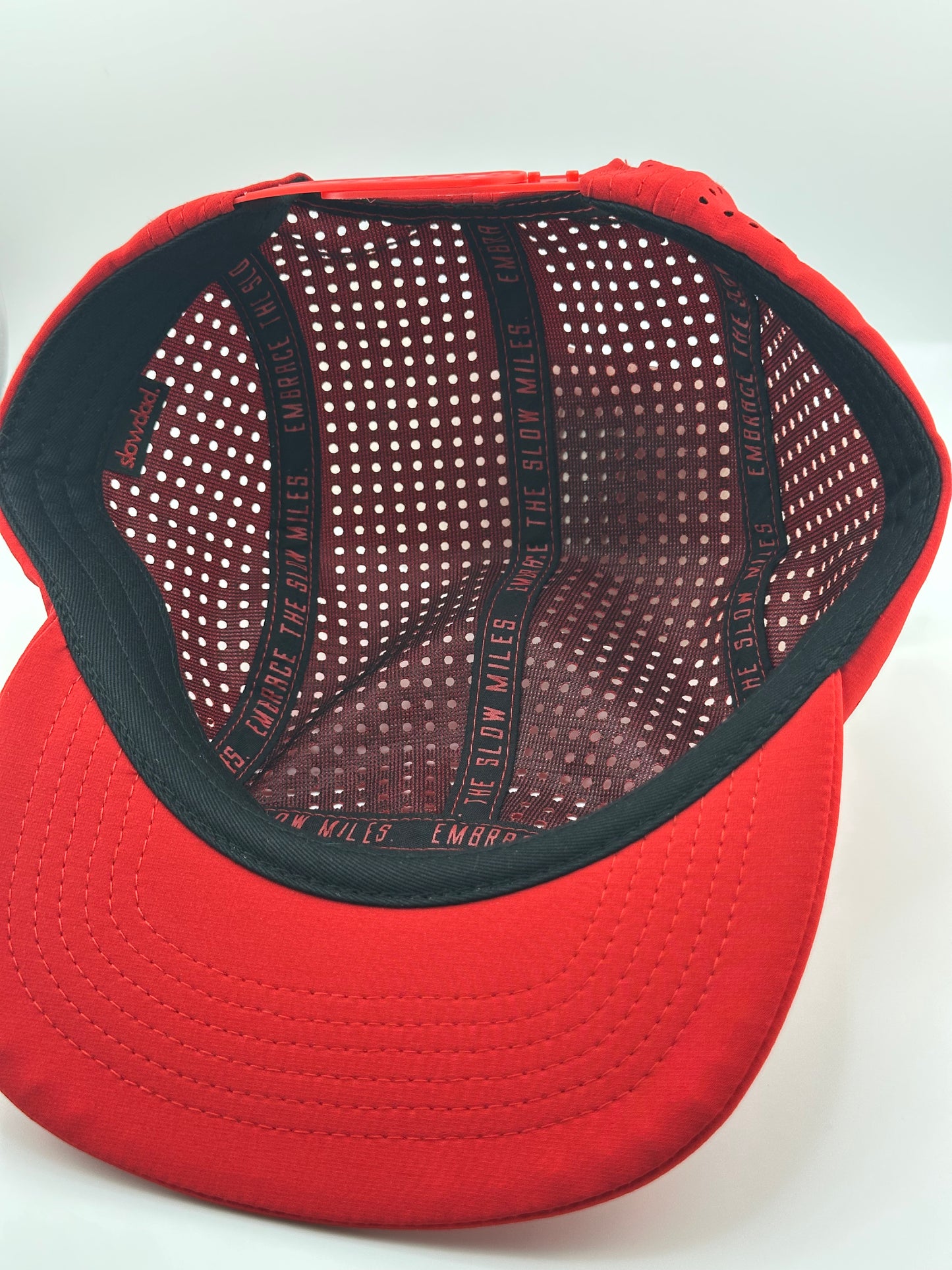 Signature 5 Panel Run Cap V2 - Red