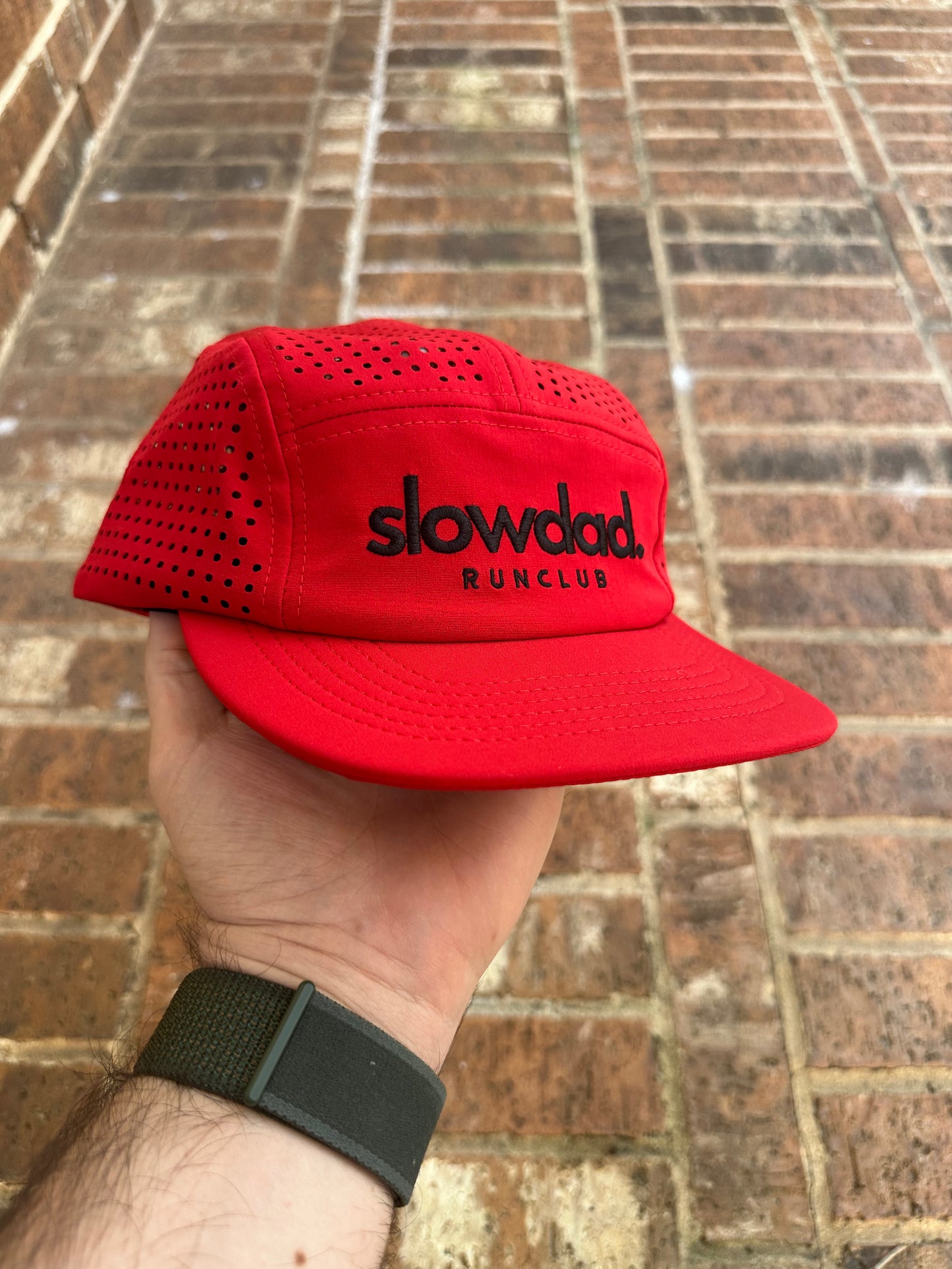 Signature 5 Panel Run Cap V2 - Red